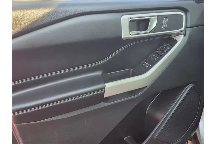 $23665 : Ford Explorer 2022 XLT 4dr S image 8