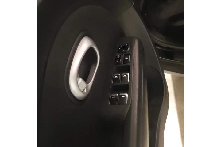 $5000 : 2017 Kia Soul image 4