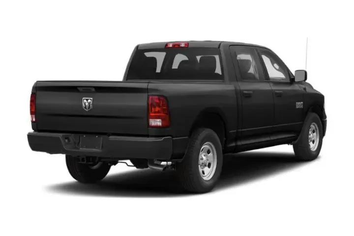 $12495 : Ram 1500 2014 4x4 Express 4d image 2