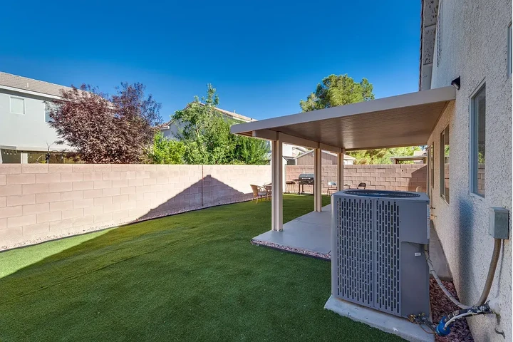 $1350 : North Las Vegas -Renta image 4