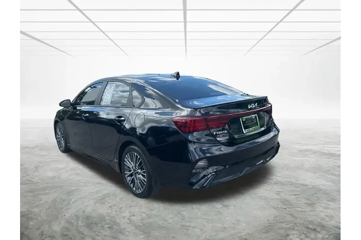 $21810 : Kia Forte 2023 GT-Line 4dr S image 6