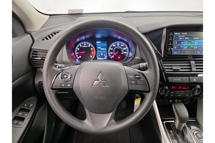 $20998 : Mitsubishi Eclipse Cross 202 image 10