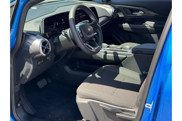$34988 : Chevrolet Equinox EV 2026 LT image 10