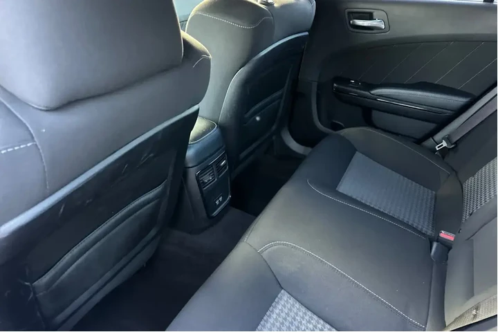 $30388 : Dodge Charger 2021 R/T 4dr S image 4