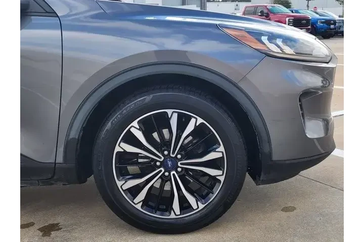 $14866 : Ford Escape 2021 SE 4dr SUV image 8