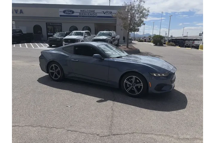 $32891 : Ford Mustang 2024 EcoBoost 2 image 6