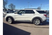 $24873 : Ford Explorer 2022 AWD XLT 4 thumbnail
