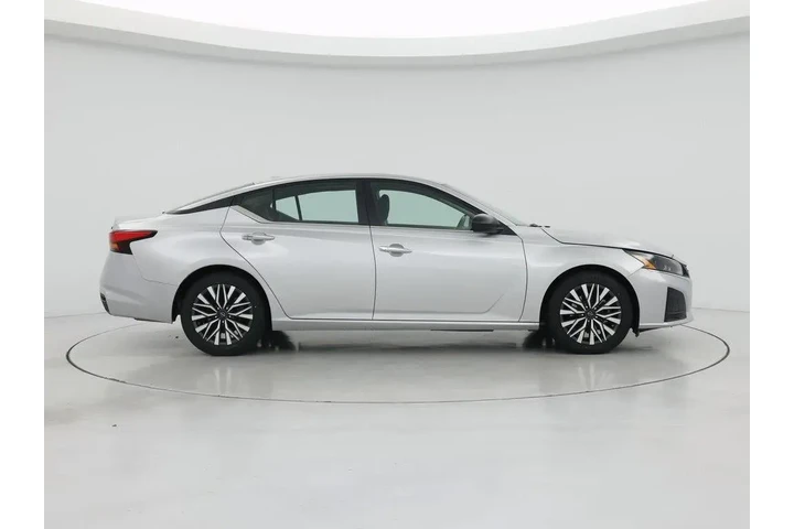 $19998 : Nissan Altima 2024 2.5 SV 4d image 7