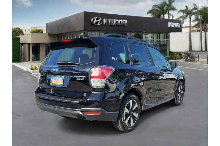 $14494 : Subaru Forester 2017 AWD 2.5 image 3