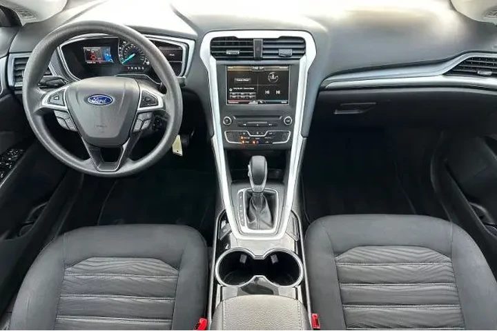 $13995 : Ford Fusion 2016 SE 4dr Seda image 3