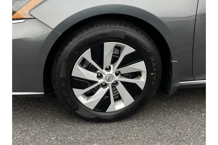 $20250 : Nissan Altima 2025 2.5 S 4dr image 8