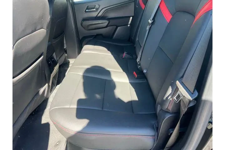 $35628 : Chevrolet Colorado 2023 4x4 image 7