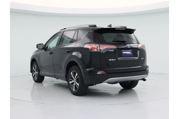 $21998 : Toyota RAV4 2017 XLE 4dr SUV image 2