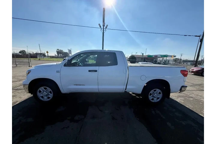 $10995 : 2010 Tundra image 5