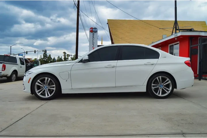 $13995 : Used 2018 3 Series 330e iPerf image 2