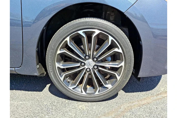 $13300 : 2015 Corolla S Premium CVT image 8