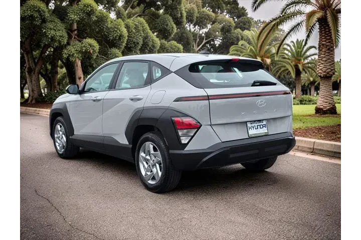 $22995 : Hyundai KONA 2025 SE 4dr Cro image 7