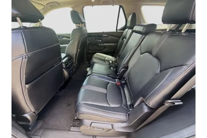 $36388 : Honda Pilot 2023 Touring 4dr image 7