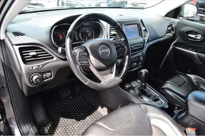 $20997 : Jeep Cherokee 2020 4x4 Latit image 5