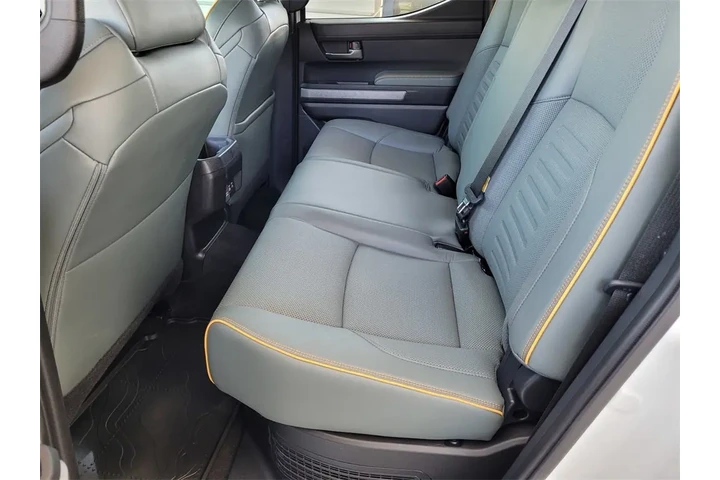$61499 : Gold Certified2025 Tacoma Hyb image 8