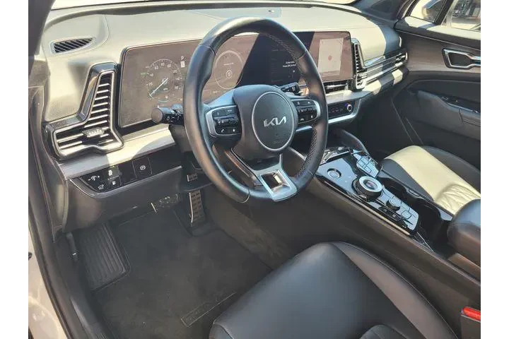 $31126 : Kia Sportage Plug-In Hybrid image 9