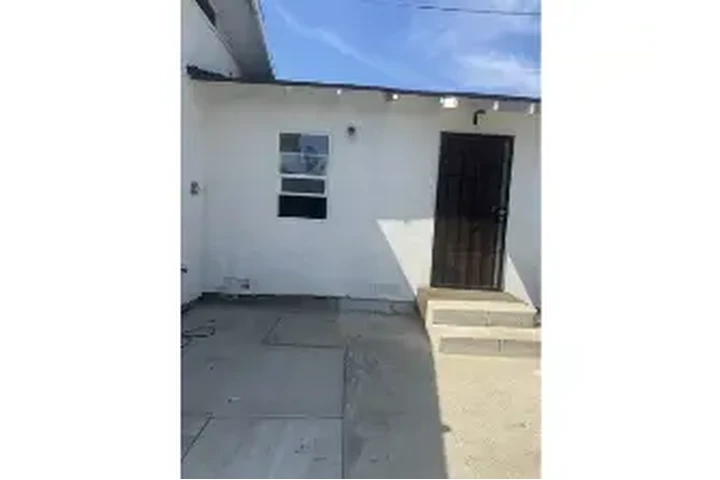 $1225 : Estudio en Los Angeles image 1