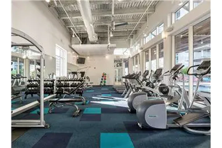 $3070 : Rental property with 1 bedro image 8