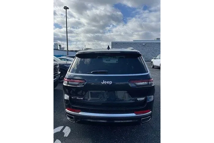 $31790 : Jeep Grand Cherokee L 2021 4 image 4