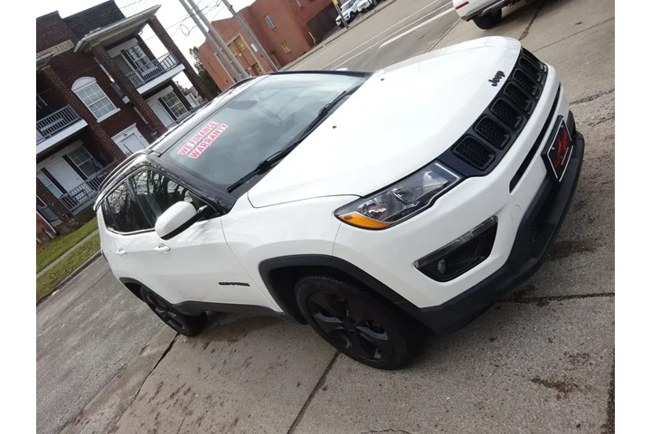 $10900 : 2018 Compass Altitude 4x4 image 3