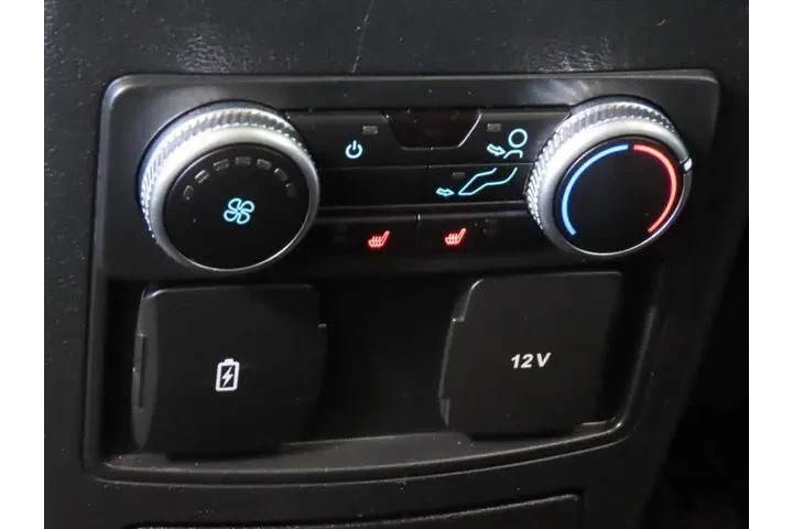 $27840 : Ford Explorer 2023 Limited 4 image 9