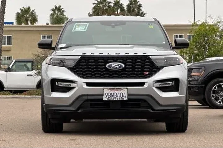 $38500 : Ford Explorer 2022 ST 4dr SU image 10