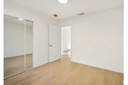 $2300 : single family house thumbnail
