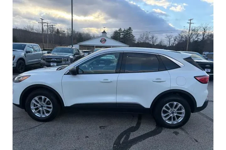 $20995 : Ford Escape 2022 AWD SE 4dr image 4