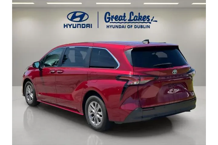 $35966 : Toyota Sienna 2021 XLE 7-Pas image 3
