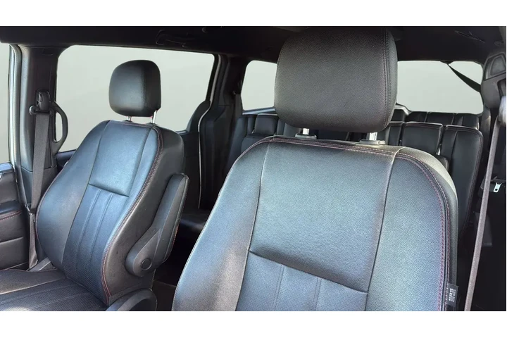 $8956 : Dodge Grand Caravan 2019 GT image 10