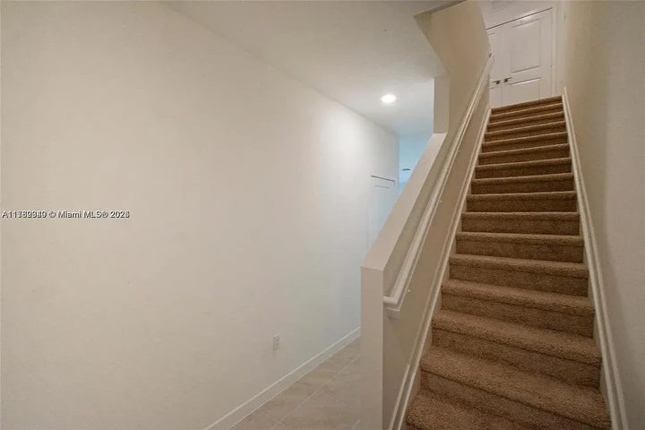 $2350 : Se Renta Hermosa Casa image 3