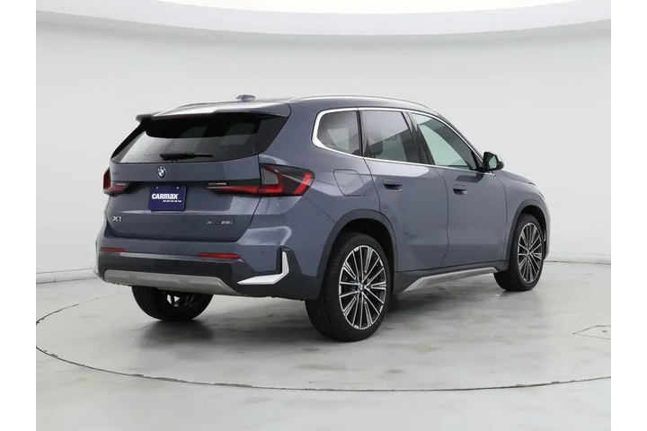 $30998 : BMW X1 2023 AWD xDrive28i 4d image 8