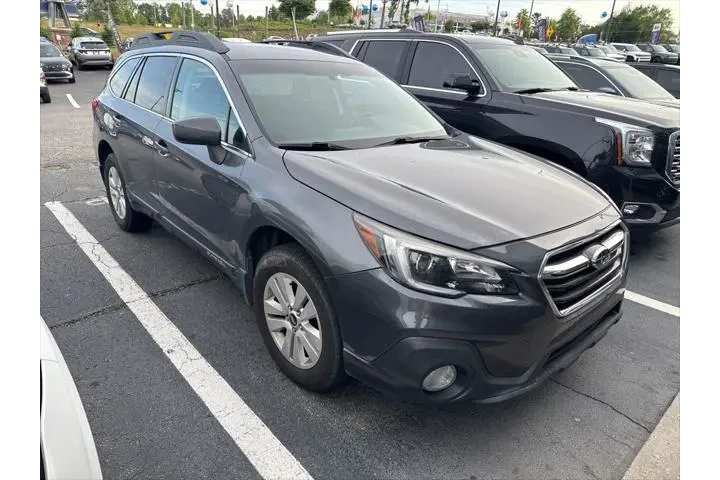 $16901 : Subaru Outback 2018 AWD 2.5i image 3