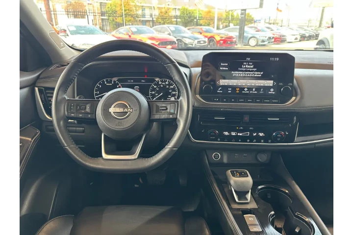 2023 Rogue SL FWD image 8