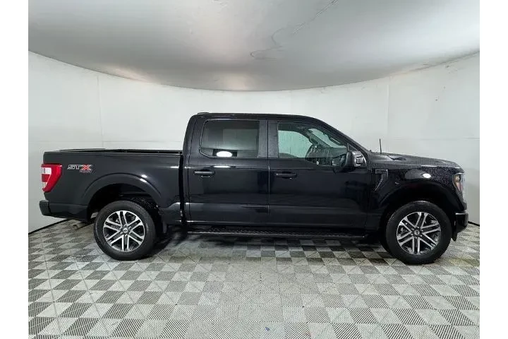 $36000 : Ford F-150 2023 4x4 XL 4dr S image 2
