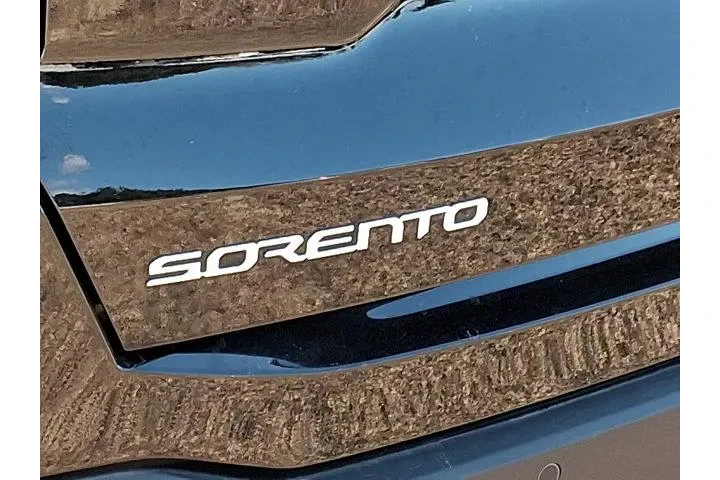 $26599 : Kia Sorento 2024 S 4dr SUV image 5