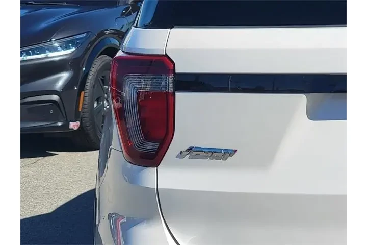 $20291 : Ford Explorer 2018 AWD Sport image 6