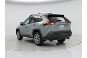 $30998 : Toyota RAV4 2022 AWD XLE Pre thumbnail