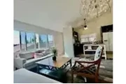 $1000 : EAGLE ROCK CUARTO DE RENTA thumbnail