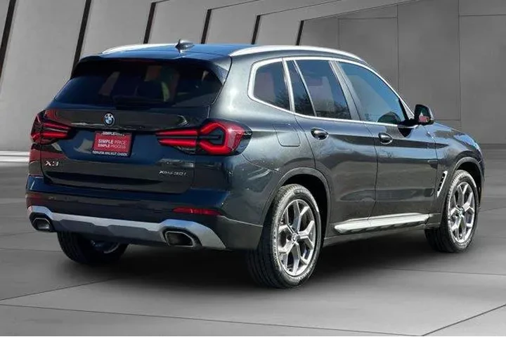 $33800 : BMW X3 2022 AWD xDrive30i 4d image 4