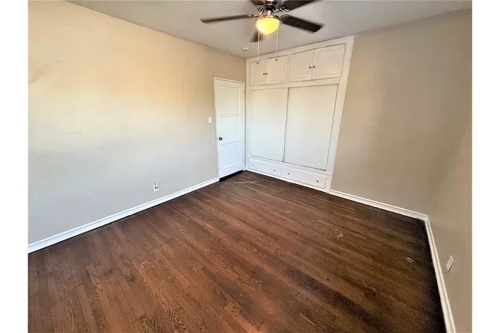 $1980 : 3Bed/2Bath image 7