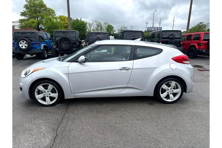 $5780 : 2014 Veloster 3dr Cpe Auto w/ image 5