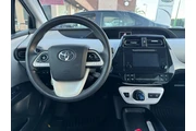 $12500 : 2018 Toyota Prius Two Hatchbac thumbnail