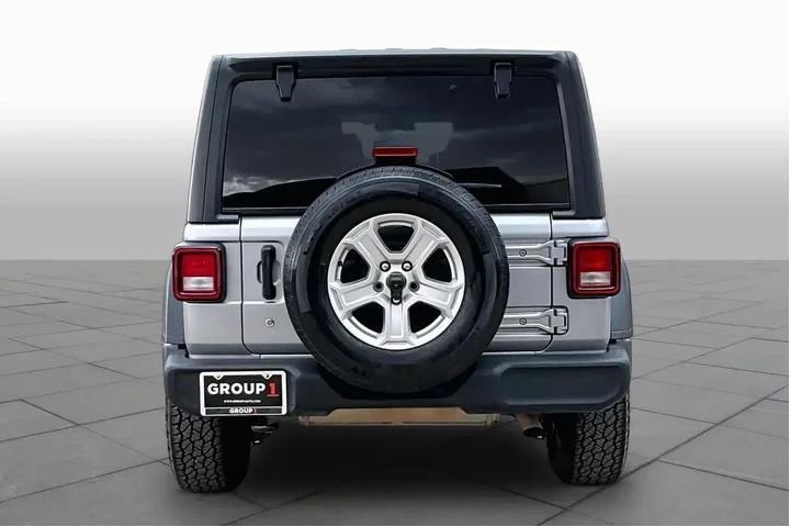$25567 : Jeep Wrangler Unlimited 2020 image 5
