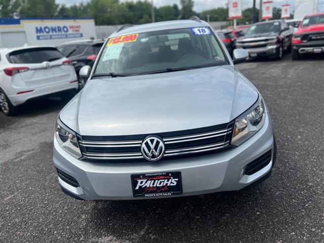 $12990 : 2018 Tiguan Limited image 8